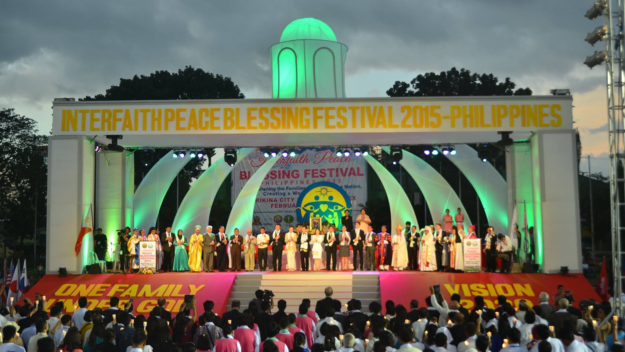 Religiose ledere ber for parene